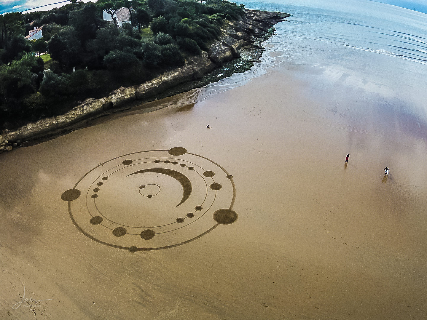 Beach art système lunaire