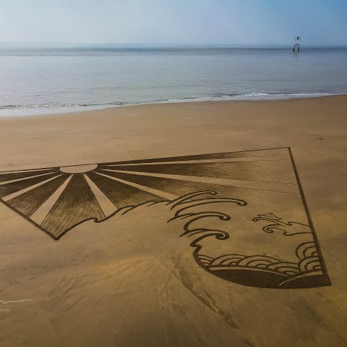 Beach art triangle wave