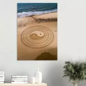 Yin Yang dessin sur le sable
